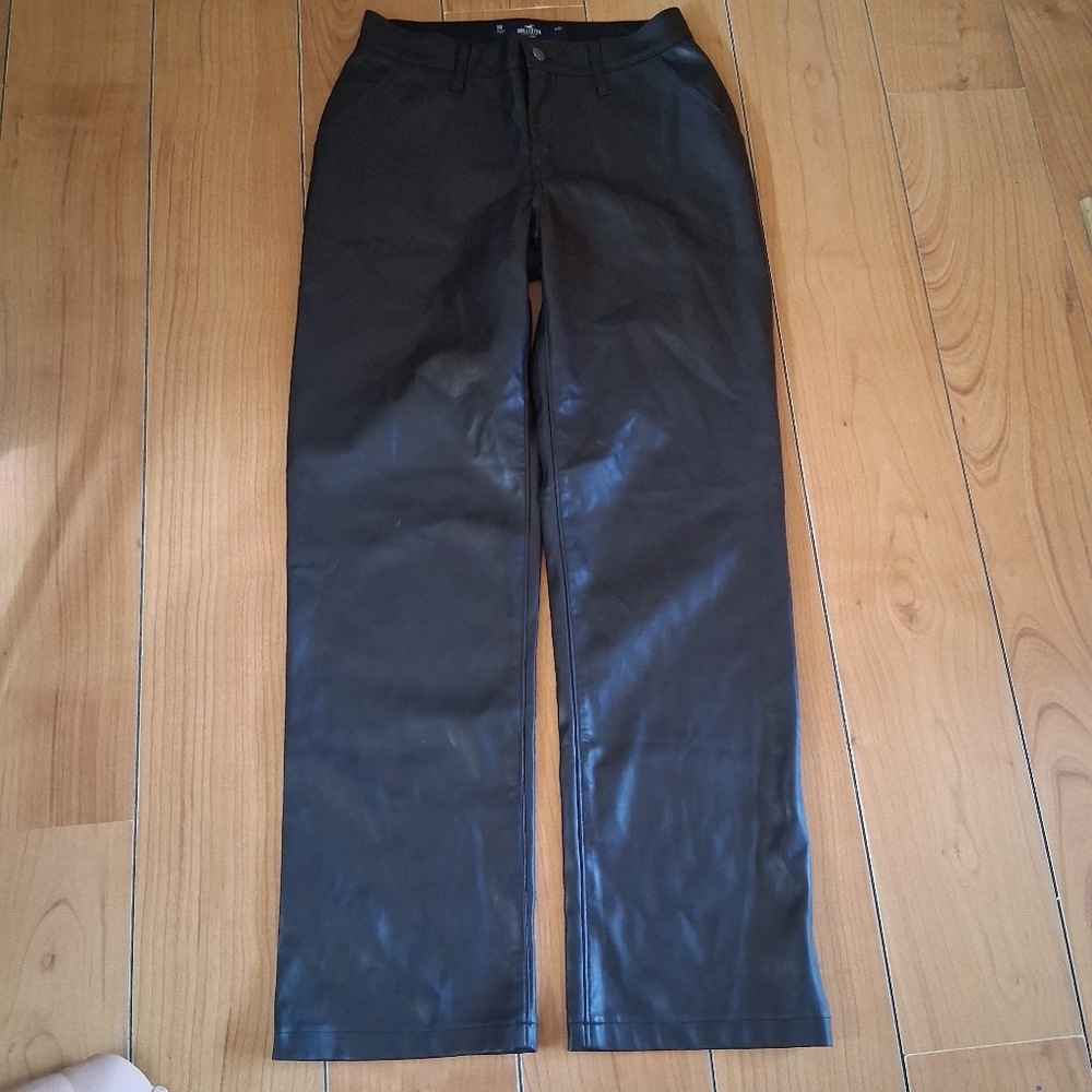 hoilster high rise 5r w27 Black Faux leather straight leg pants